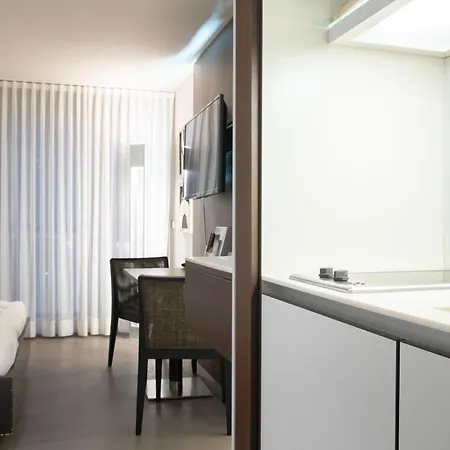 Carbyside Aparthotel 3*