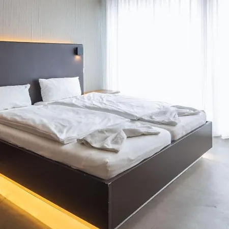 Carbyside Aparthotel