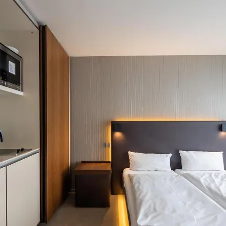 Carbyside Aparthotel 3*