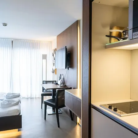 Aparthotel Carbyside 3*